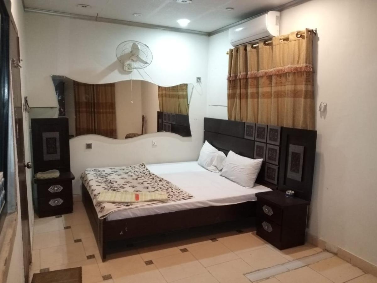 Hotel Crown Plaza, Near Karachi Airport, Darul Sehat Hospital, Dow, Agha Khan And Liaqat Hospital 외부 사진