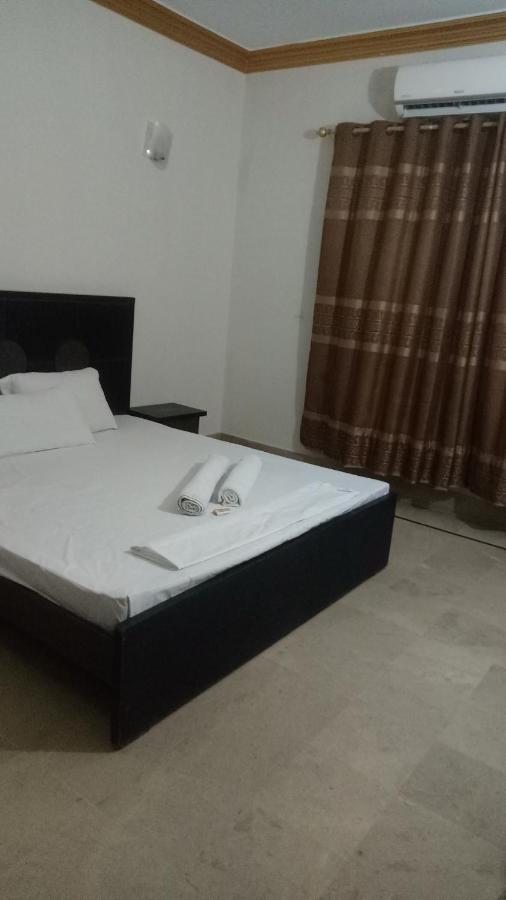 Hotel Crown Plaza, Near Karachi Airport, Darul Sehat Hospital, Dow, Agha Khan And Liaqat Hospital 외부 사진