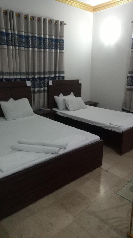 Hotel Crown Plaza, Near Karachi Airport, Darul Sehat Hospital, Dow, Agha Khan And Liaqat Hospital 외부 사진