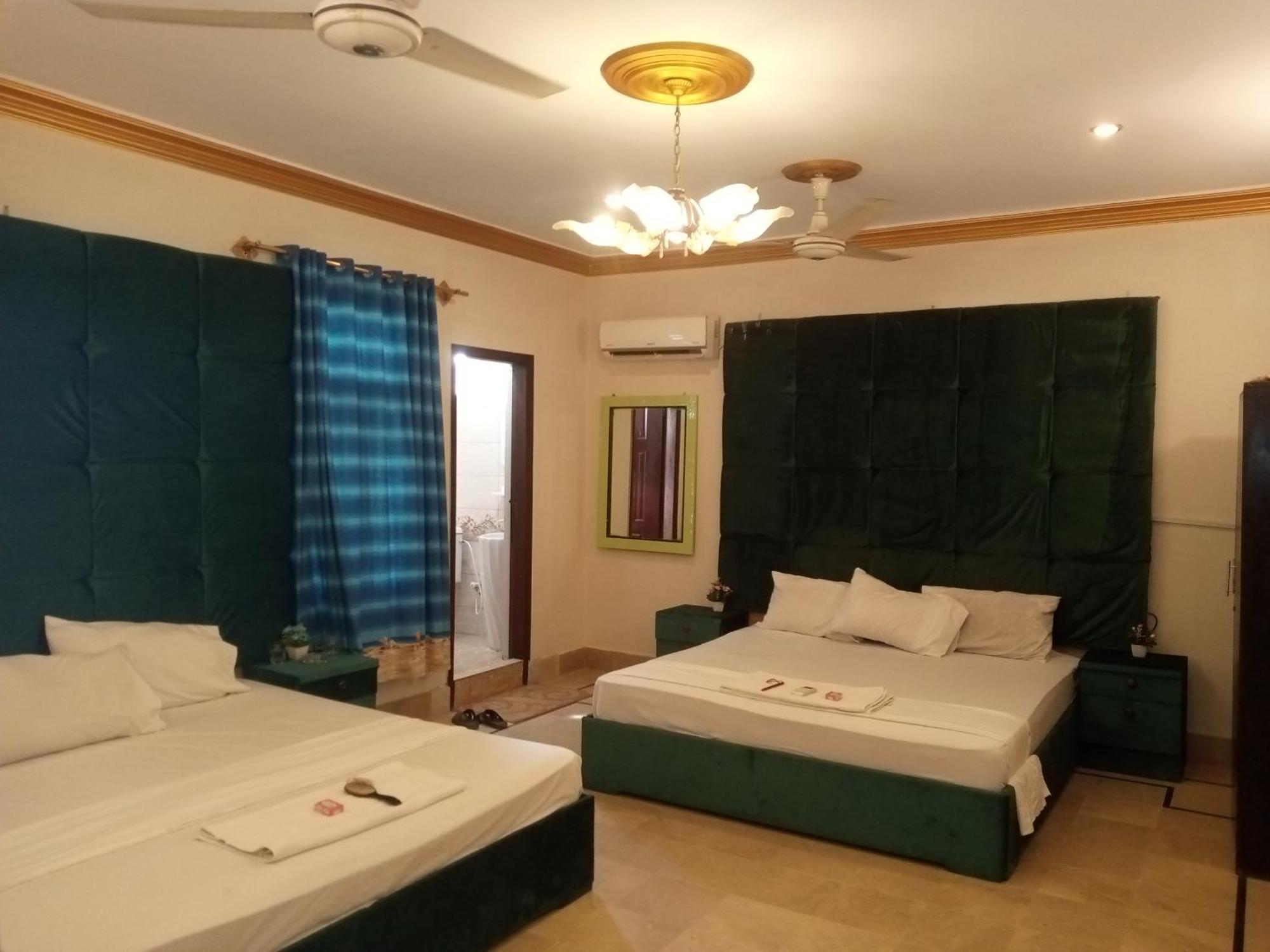 Hotel Crown Plaza, Near Karachi Airport, Darul Sehat Hospital, Dow, Agha Khan And Liaqat Hospital 외부 사진