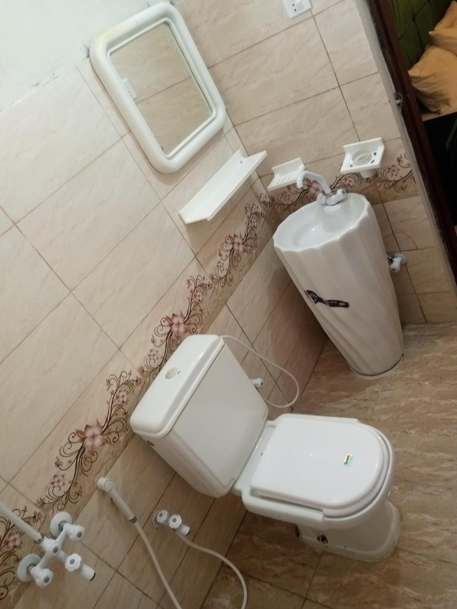 Hotel Crown Plaza, Near Karachi Airport, Darul Sehat Hospital, Dow, Agha Khan And Liaqat Hospital 외부 사진