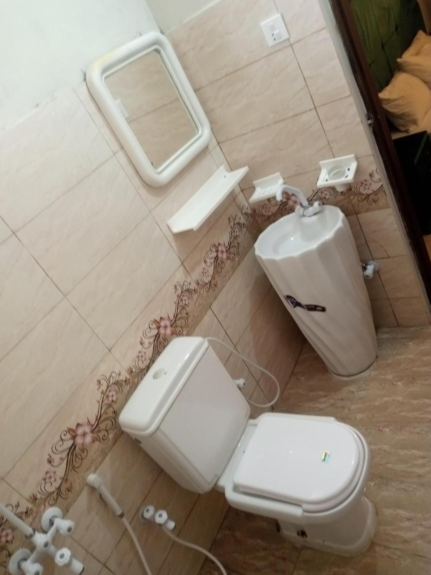 Hotel Crown Plaza, Near Karachi Airport, Darul Sehat Hospital, Dow, Agha Khan And Liaqat Hospital 외부 사진