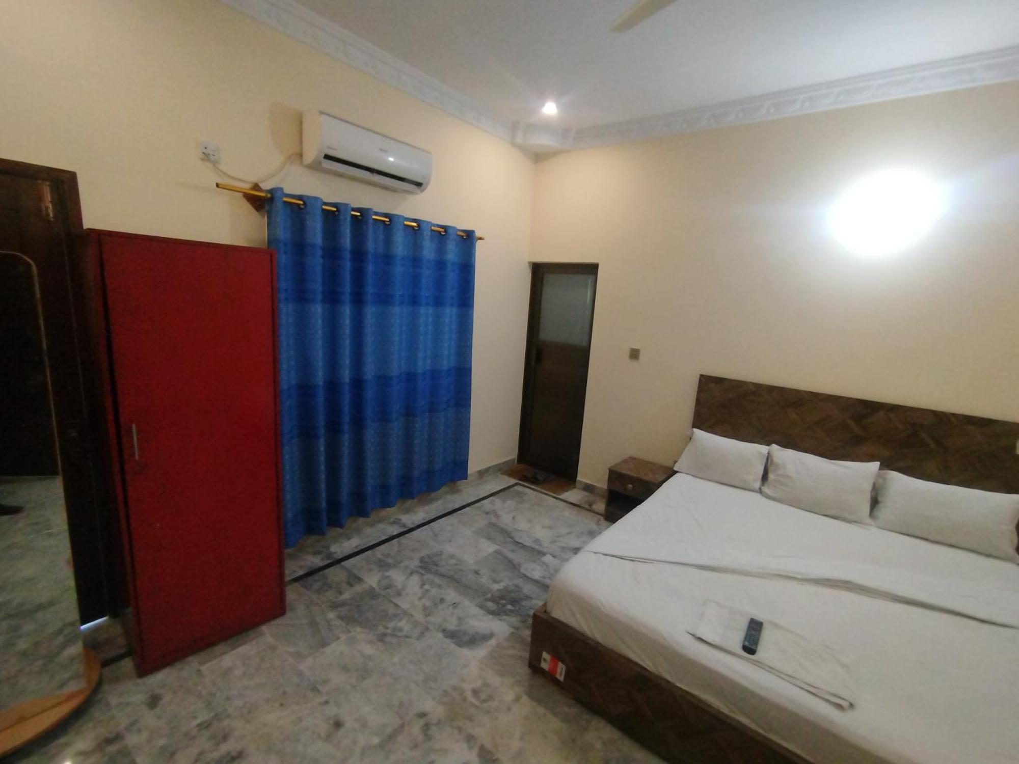 Hotel Crown Plaza, Near Karachi Airport, Darul Sehat Hospital, Dow, Agha Khan And Liaqat Hospital 외부 사진