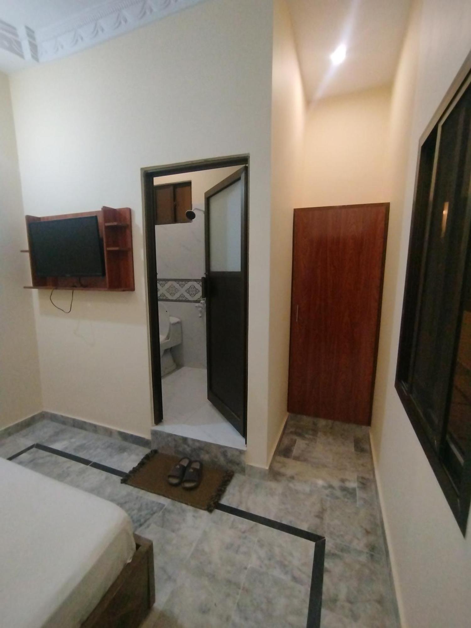 Hotel Crown Plaza, Near Karachi Airport, Darul Sehat Hospital, Dow, Agha Khan And Liaqat Hospital 외부 사진